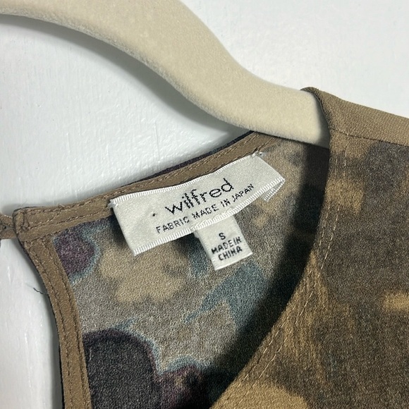 Aritzia Wilfred Myosotis Abstract Floral Minimalist Lagenlook Shift Dress - Picture 4 of 15